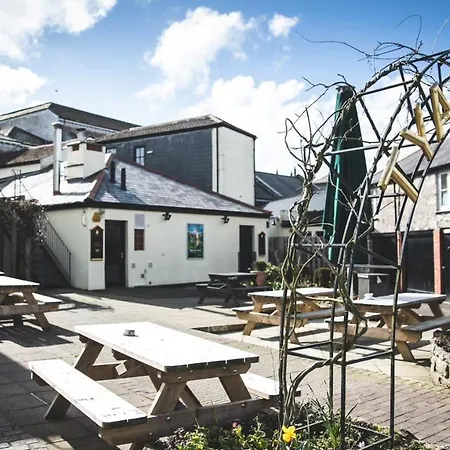 Tyacks Hotel