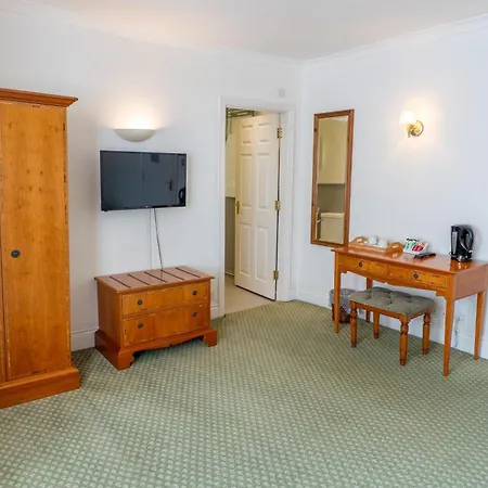 Hotel Tyacks 3*